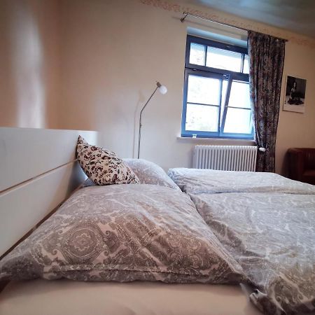 Charmantes Apartment Siebenschlaefer - Ferienwohnung Cafe 7 Weida 外观 照片