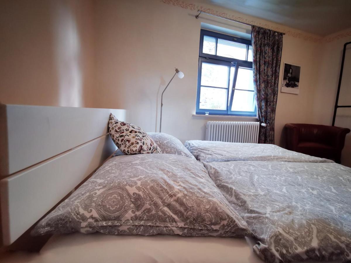 Charmantes Apartment Siebenschlaefer - Ferienwohnung Cafe 7 Weida 外观 照片